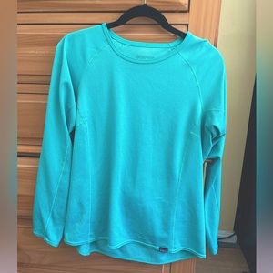 Patagonia long sleeve waffle knit capilene base layer